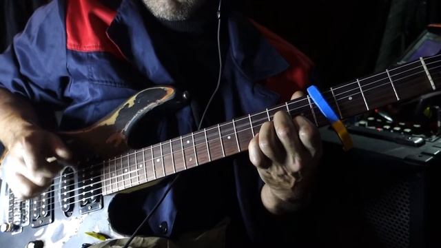 Мой друг, лучше всех играет блюз (на гитаре) смотреть онлайн