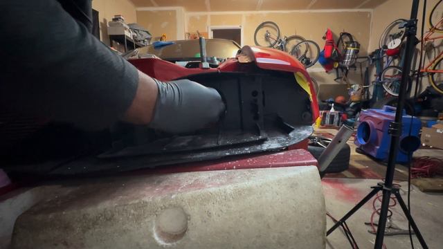 How to get a clean Sn95 Mustang engine bay Part1 смотреть онлайн