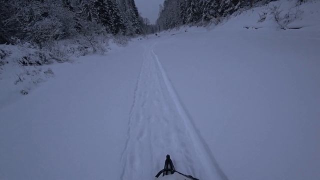 На снегоходах на таежную избу. Лесная дорога.Ставим донки на ночь. смотреть онлайн