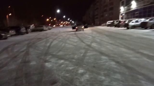 Две пары Pride Emerald 16 Эстрада смотреть онлайн