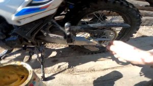 СЛЕТЕЛА ЦЕПЬ НА МОТОЦИКЛЕ В ПОВОРОТЕ НА СКОРОСТИ ЧУТЬ НЕ РАЗЛОЖИЛСЯ MotoLand XR250 Enduro 2020 ГОДА