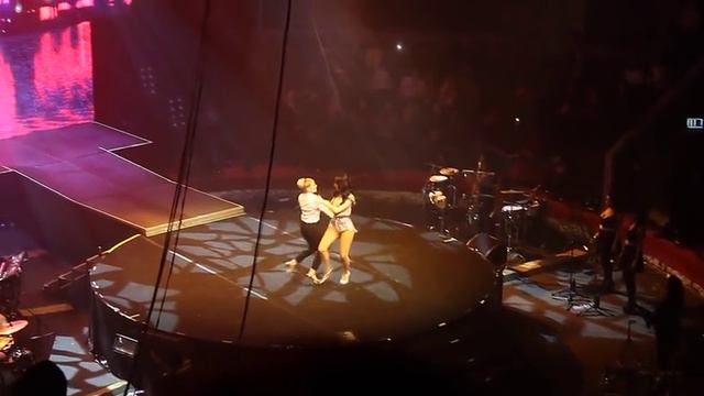 Natalia Oreiro in Novosibirsk - Tango - 24.11.2014 смотреть онлайн