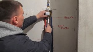 Установка смесителя скрытого монтажа. Сантехник Брест.