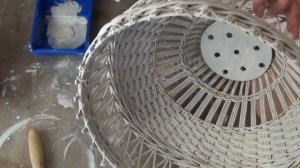 Как окрасить изделие из лозы