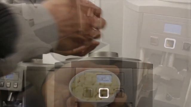 Кофемолка Dalla Corte One: Очистка жерновов смотреть онлайн