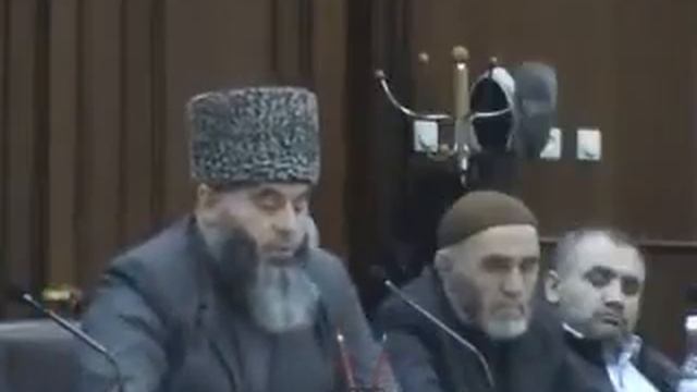 Имам мечети хасавюрт. Яхья хаджи имам. Имам центральной мечети хасавюрта. Имам мечети хасавюрт. Имам мечети хасавюрт.