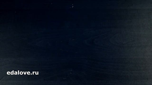 Домашняя пицца на дрожжевом тесте - сытная и вкусная. Лучше чем в Италии