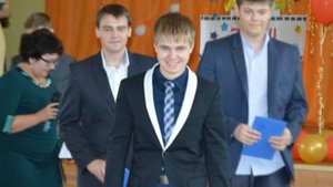 АВТОРСКАЯ ПЕСНЯ О ЛЮБВИ МАМЫ К СЫНУ