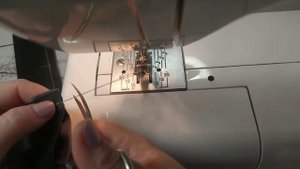 2 невероятно простых способа сшить резинку для волос  | DIY