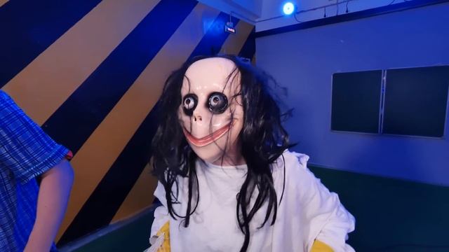 ПРЯТКИ под КРОВАТЯМИ ОТ МОНСТРОВ Челлендж!