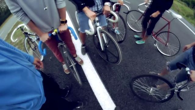 Kazan Fixed gear - Road to the airport смотреть онлайн