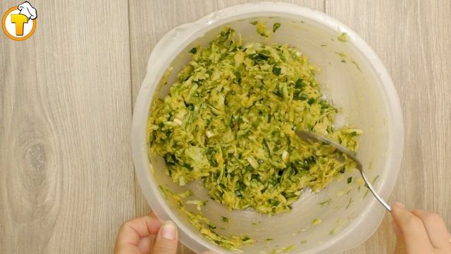 Оладьи из кабачков. Быстро, вкусно и без муки. (6+)