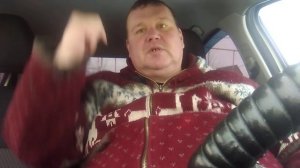 Алкоголик гоняет тягу.