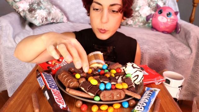 MUKBANG/ МУКБАНГ! СНИКЕРС/БАУНТИ/БИСКВИТНЫЕ РОЛЛЫ/СЛАДОСТИ ☆CHOCOLATE / ROLLS / SWEETS☆