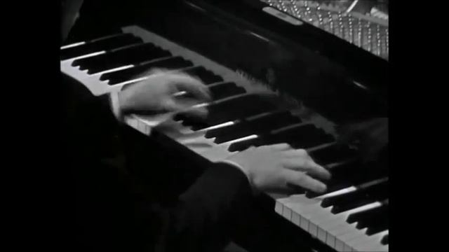 Chopin | Mazurka in B minor, Op. 33, No. 4 | A. Benedetti смотреть онлайн