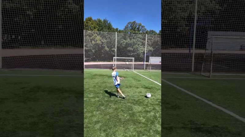 Свят угадывает футболиста по фото #фкослятина #мфл #футбол #footballskills #football #shorts