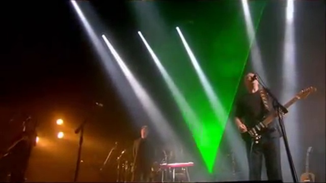 David Gilmour & David Bowie - Comfortably Numb смотреть онлайн