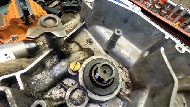 Дефектовка мотора Ява 638. Что же нам досталось??
