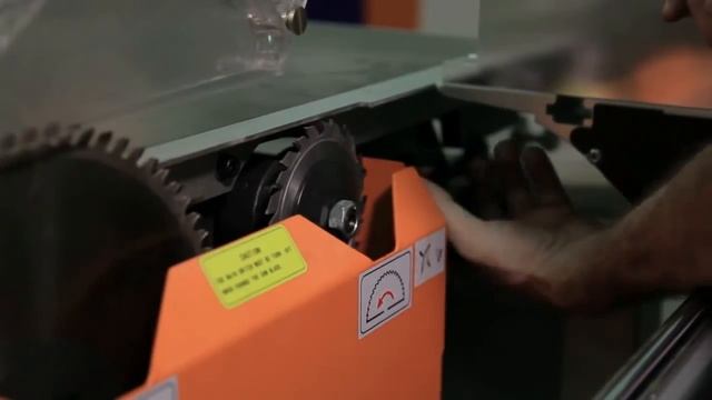 Форматно-раскроечный станок Filato FL-3200G смотреть онлайн