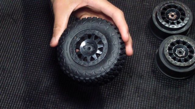 Axial Hankook Dynapro MT's & Proline F11's смотреть онлайн