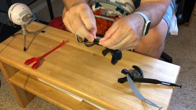 How to Attach a Football Mouthguard Properly смотреть онлайн