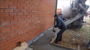 Бетонная отмостка своими руками