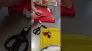 Как снять филе с рыбы (пластование)