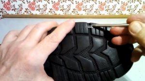 Ремонт лопнувшей подошвы-быстро, просто и крепко.