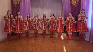 "Да в саду дерево цветет"