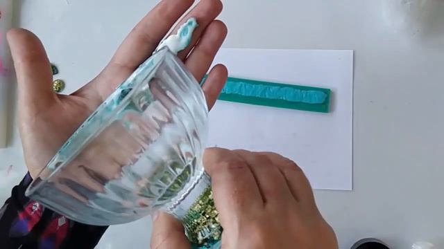 Переделка креманки эпоксидной смолой и массой для лепки в проекте Хоровод ремесленников смотреть онлайн