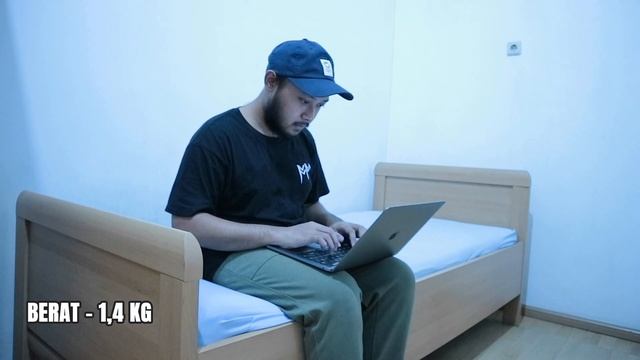 Review MacBook Pro 13-Inch 2020 - 1 Minggu Pemakaian [INDONESIA] смотреть онлайн