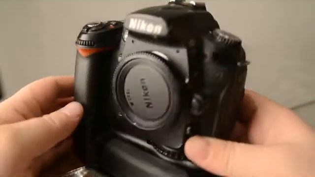 Nikon D90 with Grip and 2 Batteries for Sale смотреть онлайн