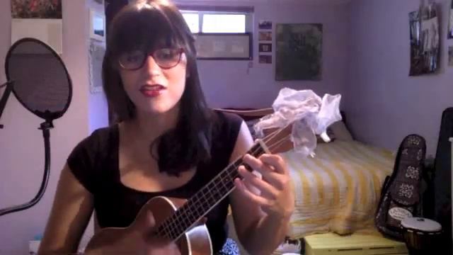 Beyoncé, Crazy in Love (Cover) - Daily Ukulele 339/365 смотреть онлайн