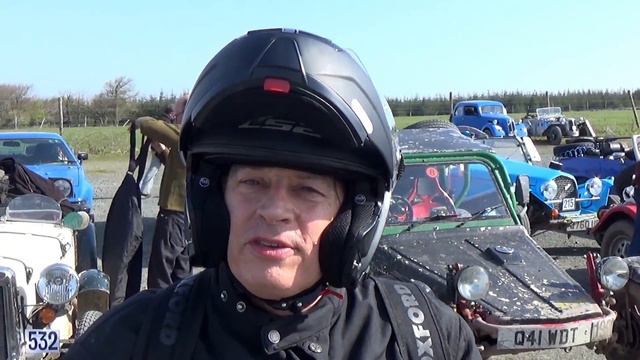 Paul Blezard Rides a Royal Enfield Himalayan in the Land's End Trial смотреть онлайн