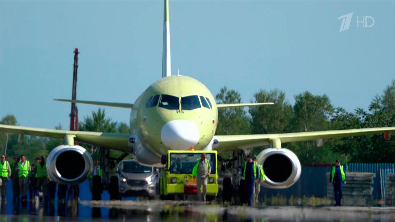 В Комсомольске-на-Амуре прошли тестовые испытания импортозамещенного самолета Superjet-100