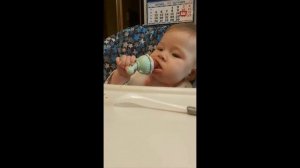 Дочке кубики сложу, чтоб услышать дочки смех