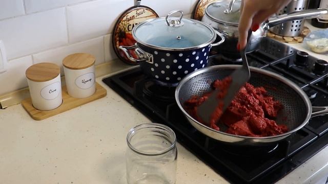 Томатна паста Як зробити справжню томатну в домашніх умовах (без довгого випарювання) смотреть онлайн