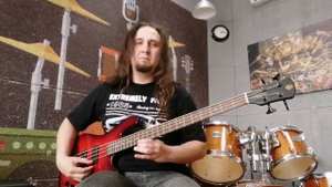 Алик Грановский - Память о... (Solo Bass Cover)