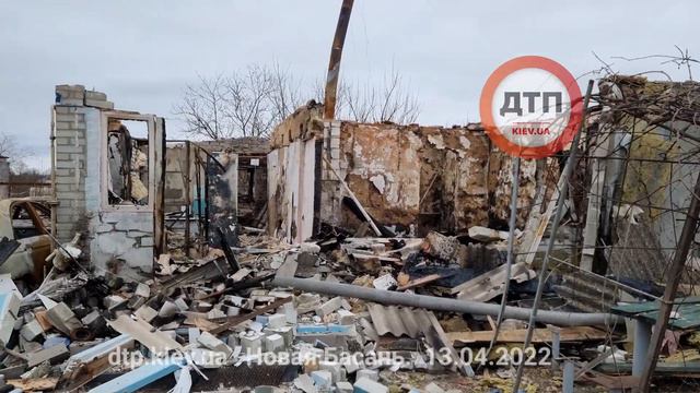 Видео. Новая Басань, Черниговская область:  ожесточенные бои, выгоревшие танки, торчащие пушки