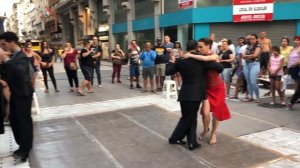 Танго на улице Буэнос Айреса