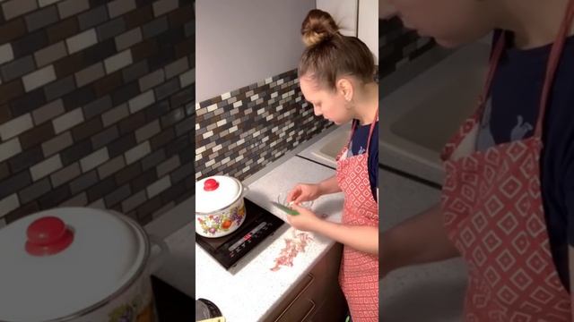 Бомбическая закуска из огурцов на зиму.
