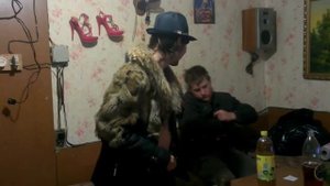 Наказание пьяной шлюхи