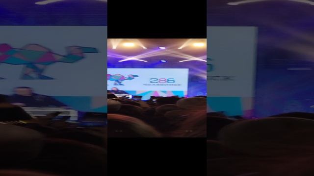 Песня МАКSИМ на день города в Челябинске.