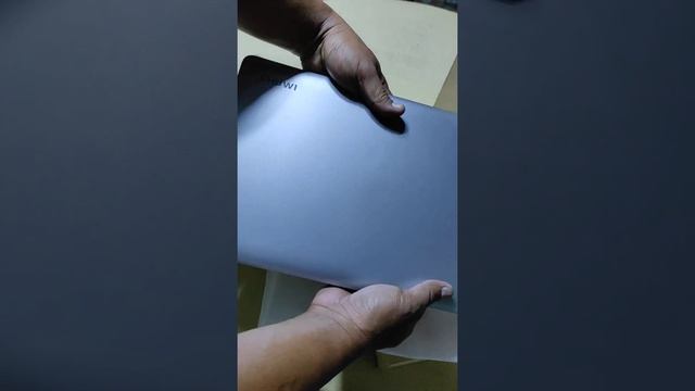 unboxing CHUWI HEROBOOK PRO Filipino/Tagalog смотреть онлайн