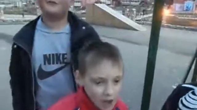 Малолетки жарят=