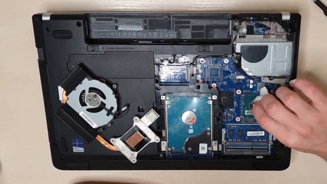 Lenovo ThinkPad E540 Disassembly and cleaning / thermal paste replacement / разборка смотреть онлайн