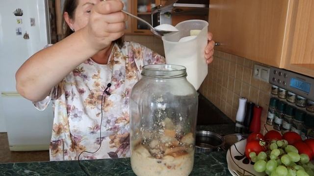 Квас хлебный.Для окрошки и просто пить. смотреть онлайн