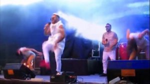 Обалденные песня и танец!!! ЭХ, ГУЛЯЕМ ВСЕ!!!