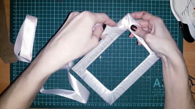 Декорируем простую фоторамку своими руками. Мастер класс. Скрапбукинг смотреть онлайн