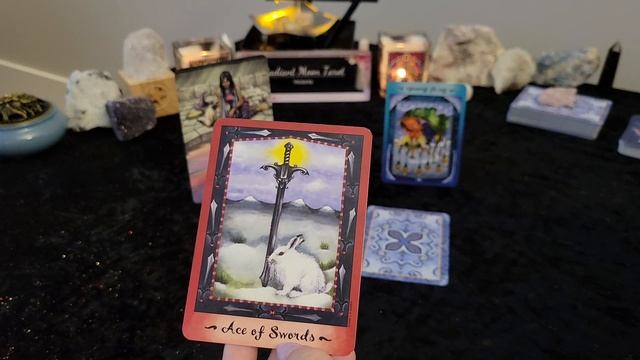 **Get Clarity Then Take Action**  Daily Tarot & Oracle Card Reading July 11